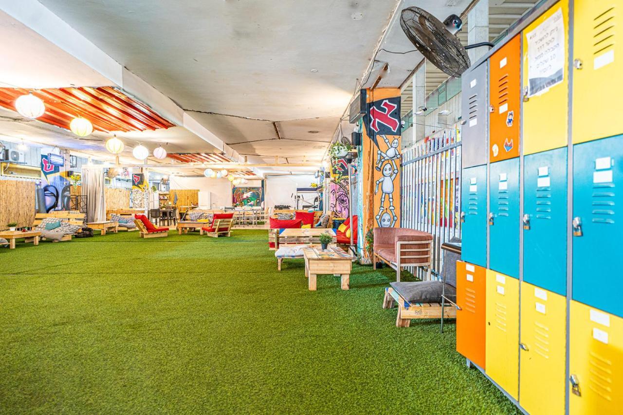 Social Hostel - By Social Space テル・アビブ エクステリア 写真