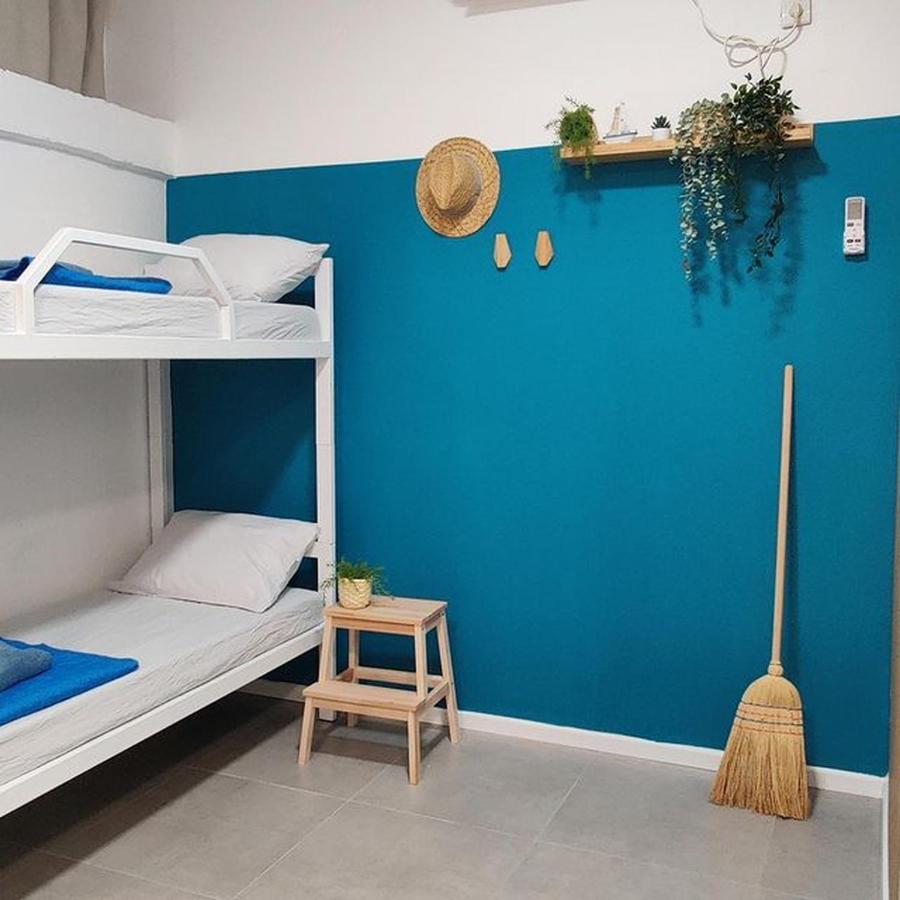 Social Hostel - By Social Space テル・アビブ エクステリア 写真